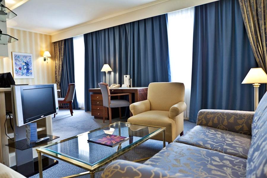 Hotel Le Chatelain Brussels Ngoại thất bức ảnh Suite