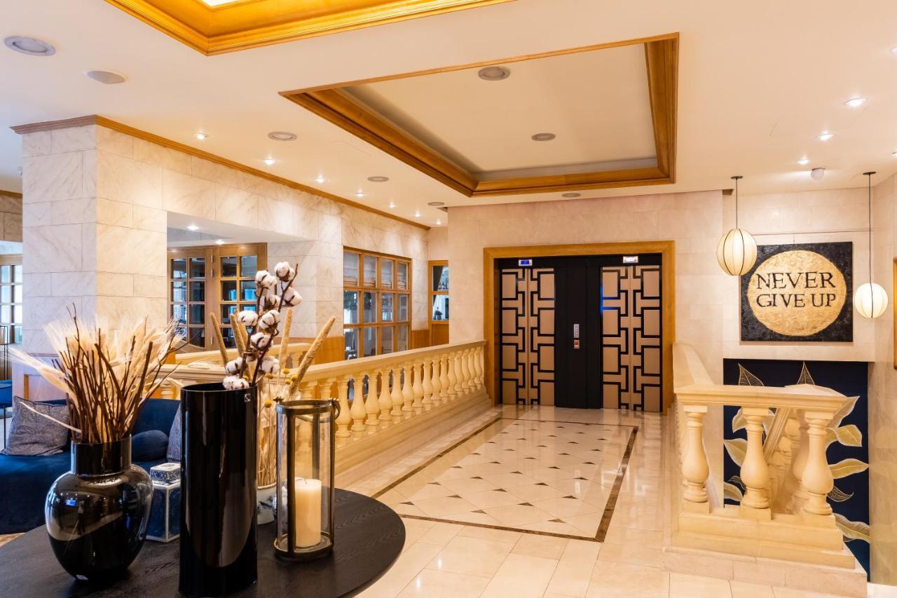 Hotel Le Chatelain Brussels Ngoại thất bức ảnh The lobby of the hotel