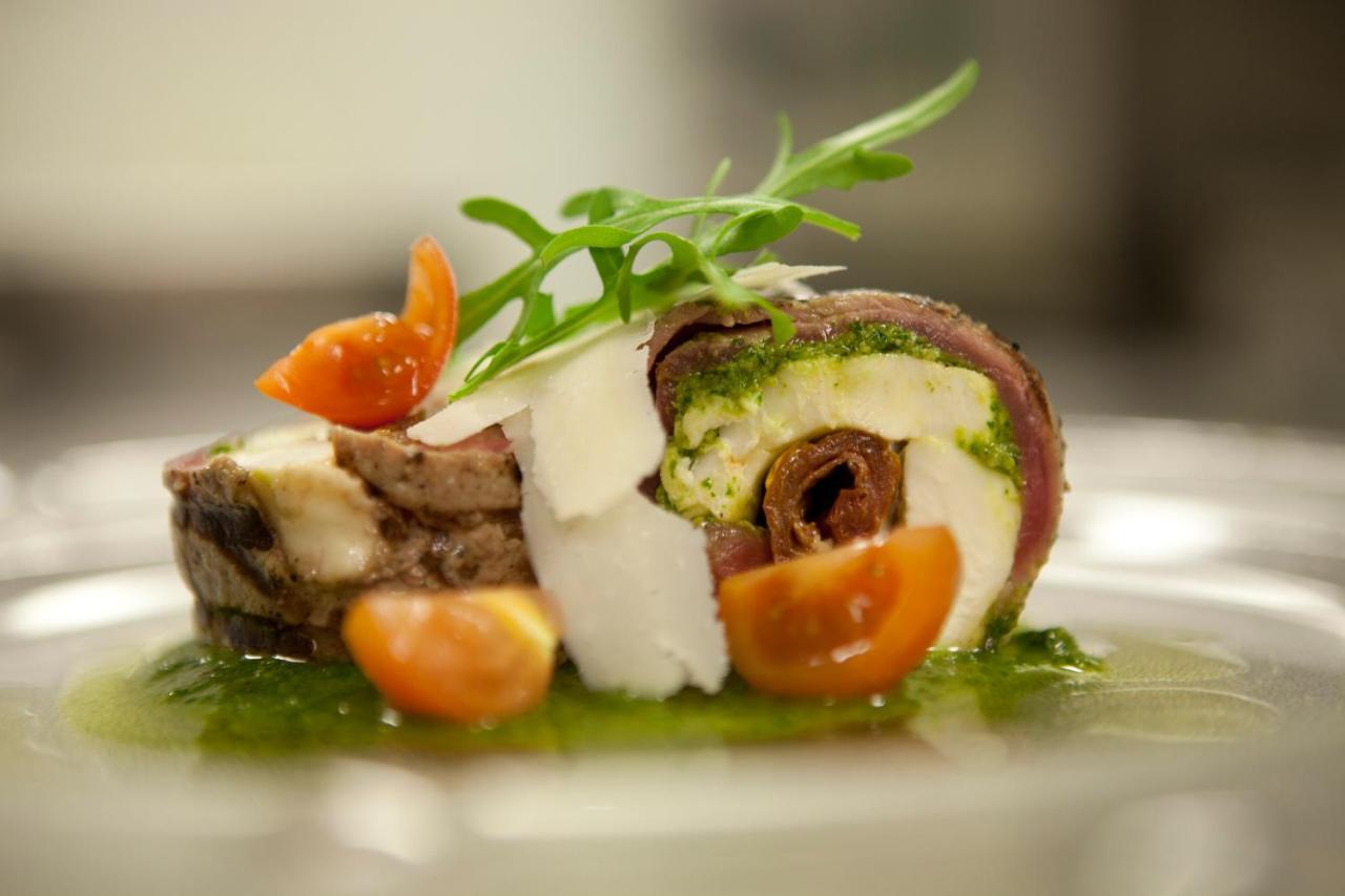 Hotel Le Chatelain Brussels Ngoại thất bức ảnh A cannelloni roll