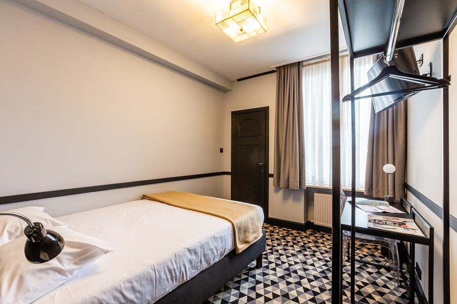 Hotel Le Chatelain Brussels Ngoại thất bức ảnh A room at the hotel